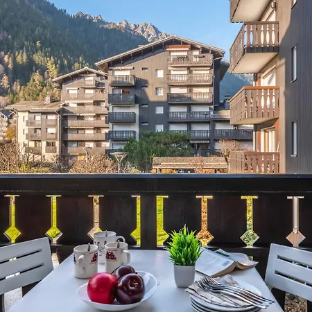 Near The Slopes Of Chamonix-mont-blanc - Balcony *