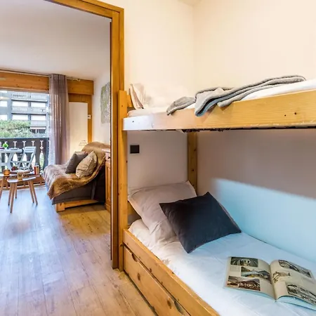 Near The Slopes Of Chamonix-mont-blanc - Balcony Apartamento