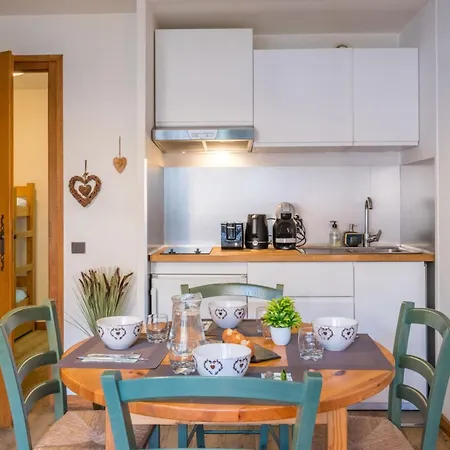 Appartement Near The Slopes Of Chamonix-mont-blanc - Balcony